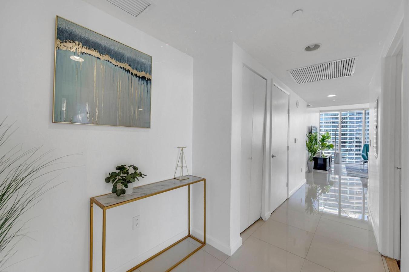 *W Icon Brickell- Luxury 2Br Highrise Corner Condo** Маямі Екстер'єр фото